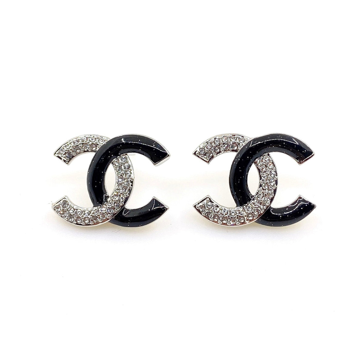 18K  Chanel Black Diamonds Earrings