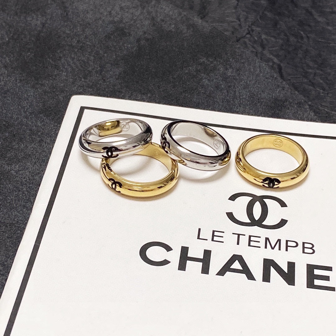 18K  Chanel Coco Ring