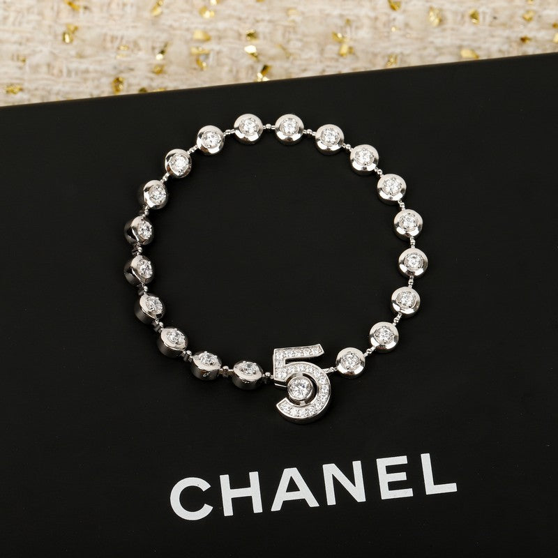 18K  Chanel NO.5 Diamond Gold Bracelet